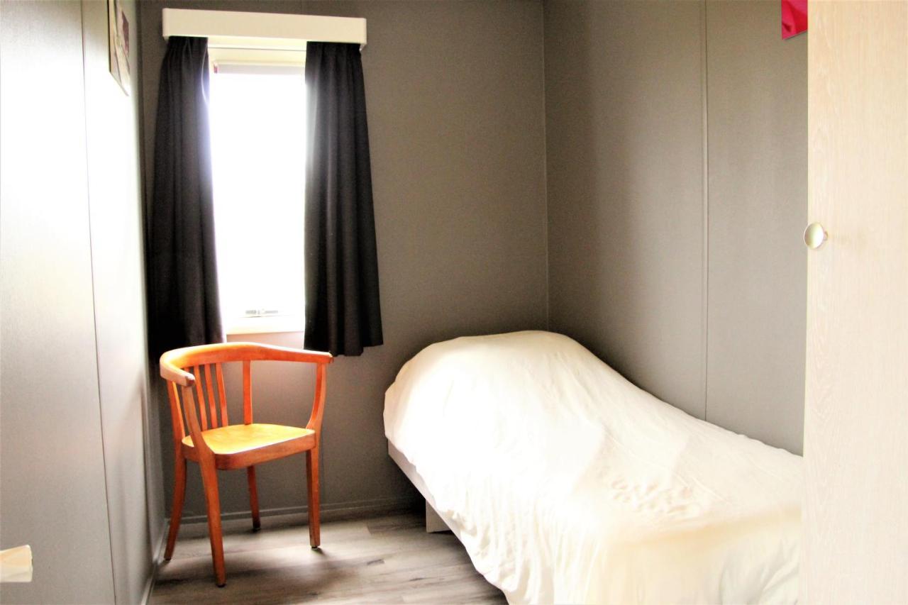 Hofgalow Chalet Op Camping "De Stal" Drijber ภายนอก รูปภาพ